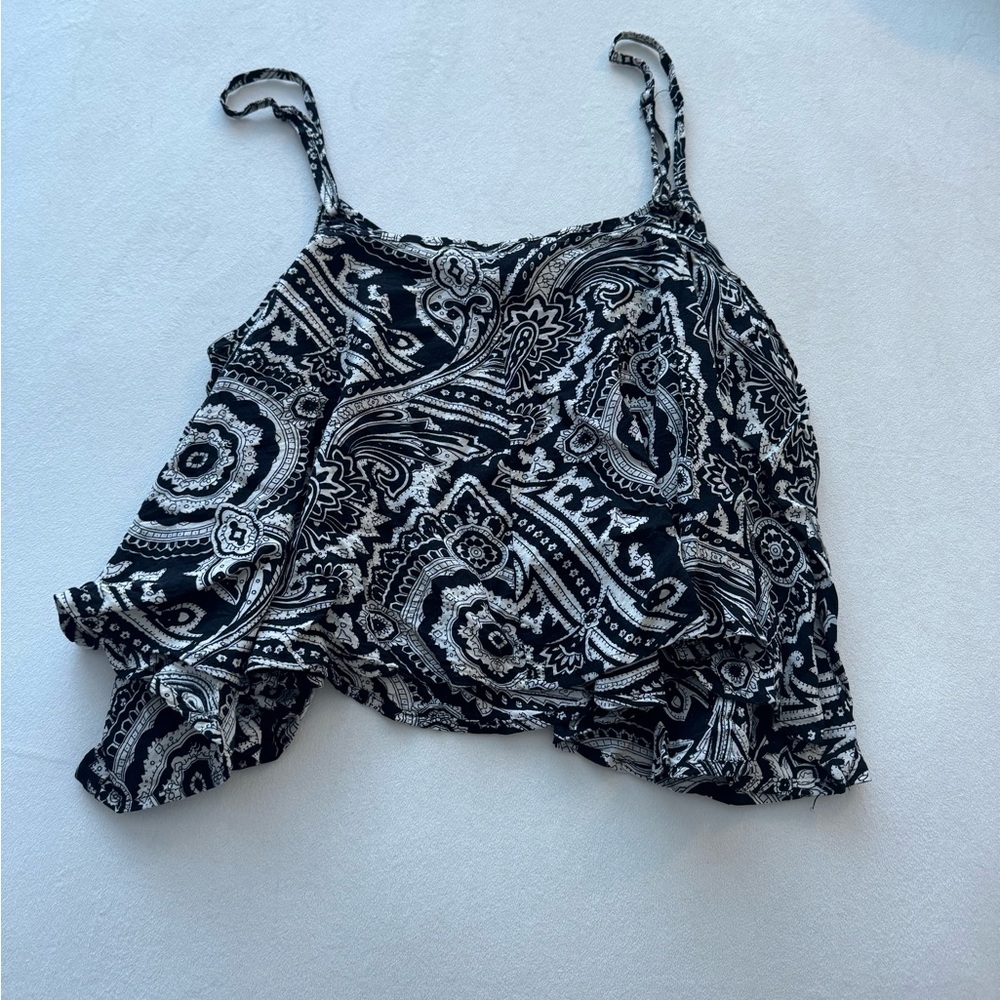 ANGL Black Cropped Flowy Spaghetti Strap Tank